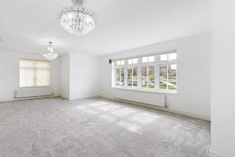 2 bedroom flat for sale, Frost Close, Weldon, Ebbsfleet Valley, Swanscombe, DA10