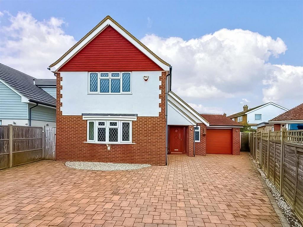 Courtlands Close 31.jpg