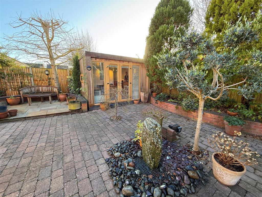 Garden Office