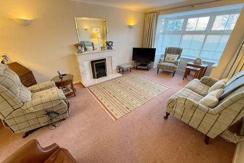 3 bedroom detached house for sale, Saxon Close, Stratford-upon-Avon