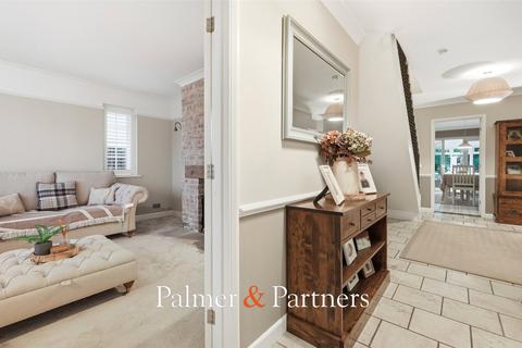 4 bedroom detached house for sale, Chapel Road, Fingringhoe, Colchester, Essex, CO5