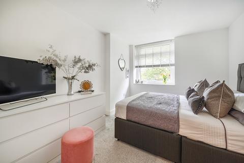 2 bedroom apartment for sale, Four Corners, Pound Road, Chertsey, Surrey, KT16