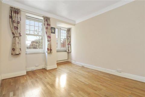 3 bedroom flat for sale, Lower Sloane Street, London SW1W