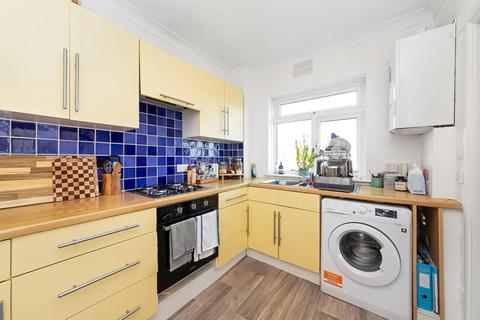 2 bedroom apartment for sale, Cintra Park, Crystal Palace, London, SE19