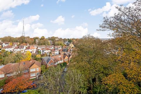 2 bedroom apartment for sale, Cintra Park, Crystal Palace, London, SE19