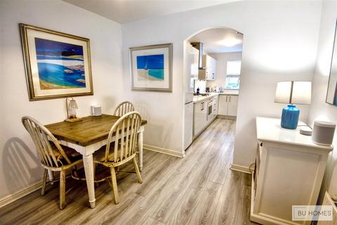 2 bedroom apartment for sale, New Road, Solihull