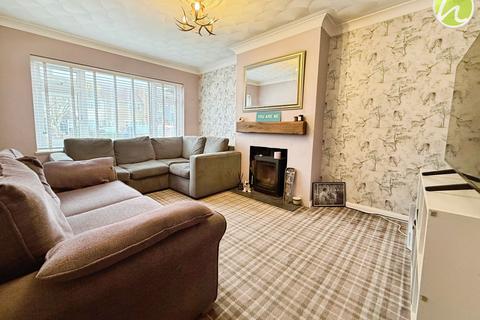 3 bedroom end of terrace house for sale, Burrs Way, Corringham, SS17