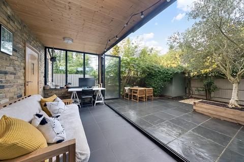 2 bedroom detached house for sale, Cranston Road, Forest Hill, London, SE23