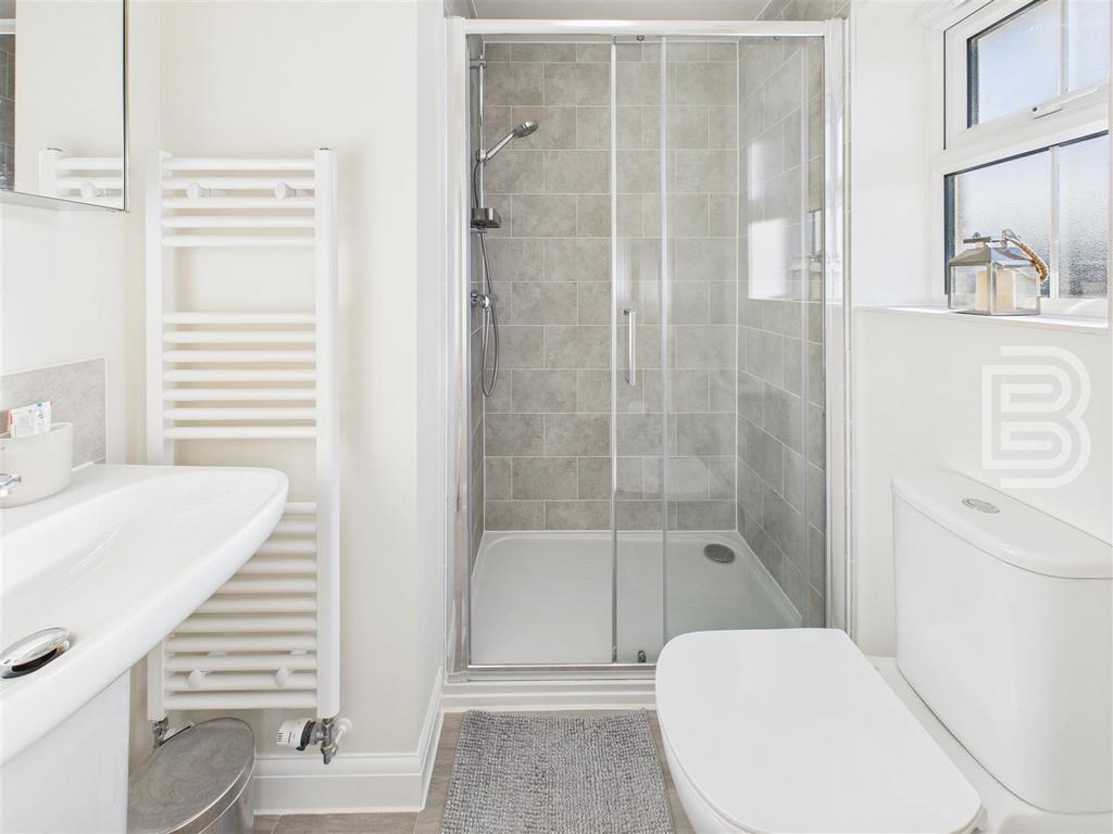 Ensuite.jpg