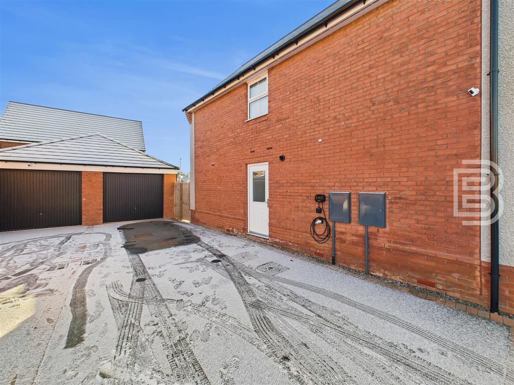 Driveway.jpg