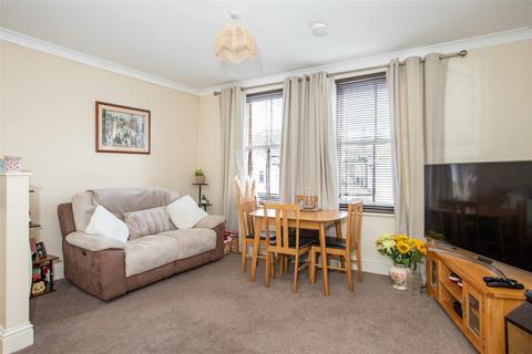 1 bedroom flat for sale, Shakespeare Road, Worthing