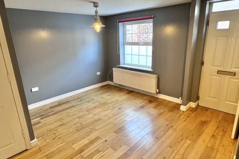 4 bedroom terraced house to rent, Dorrigan Close, Lincoln, Lincolnshire, LN1