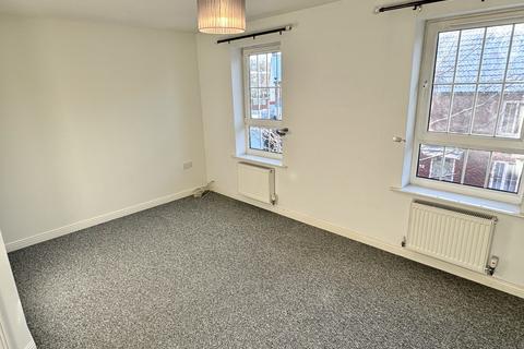 4 bedroom terraced house to rent, Dorrigan Close, Lincoln, Lincolnshire, LN1