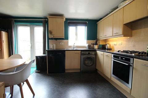 4 bedroom terraced house to rent, Dorrigan Close, Lincoln, Lincolnshire, LN1