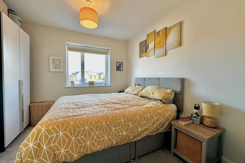 2 bedroom apartment for sale, Fen Street, Brooklands, Milton Keynes, MK10