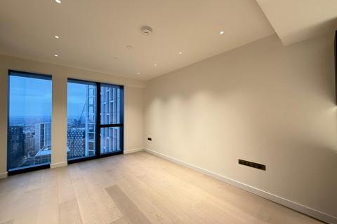 1 bedroom apartment to rent, River Park Tower, London, SW8