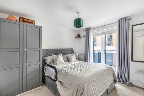 3 bedroom flat for sale, Old Post Office Walk, Surbiton KT6