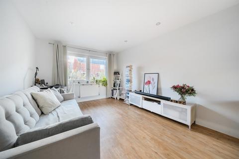 1 bedroom apartment to rent, Puffin Way, Reading, RG2