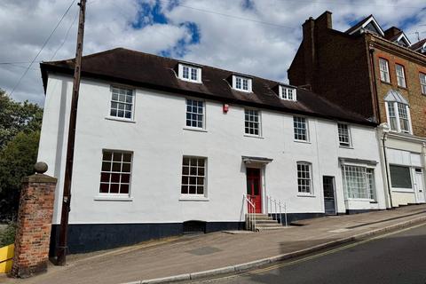 5 bedroom semi-detached house to rent, West Street, Harrow