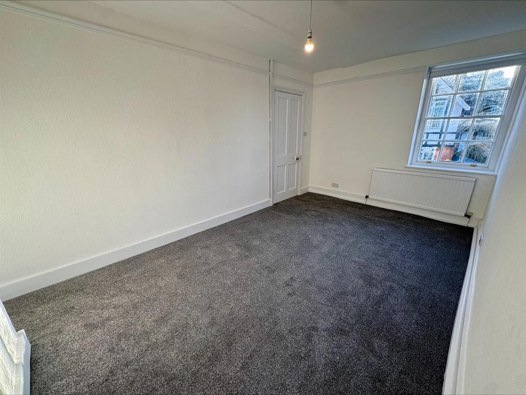 Sitting Room/Bedroom Six