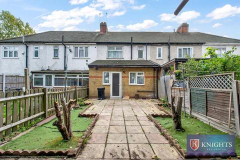 3 bedroom terraced house for sale, Cavendish Road , Edmonton, London, N18