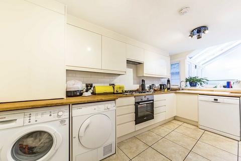 2 bedroom house to rent, Church Walk, Richmond TW9