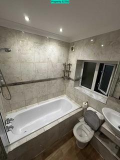 3 bedroom semi-detached house to rent, Darby Crescent, Ebbw Vale, NP23 6QA