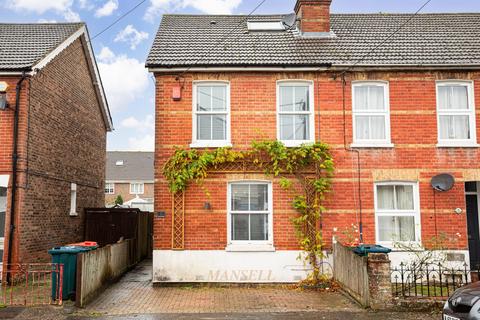 3 bedroom semi-detached house for sale, Princess Road, Crawley RH11