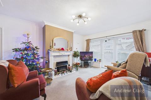 4 bedroom semi-detached house for sale, Chantry Drive, Wideopen