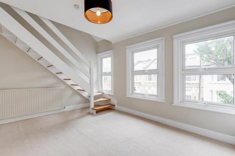 1 bedroom in a house share to rent, Stephendale Road, London SW6
