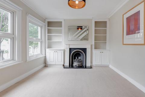 1 bedroom in a house share to rent, Stephendale Road, London SW6