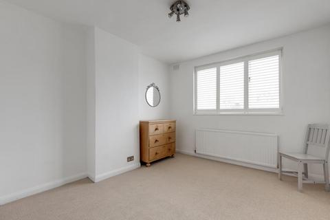 1 bedroom in a house share to rent, Stephendale Road, London SW6