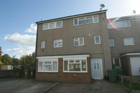 1 bedroom property to rent, Claymore, Grovehill, HP2