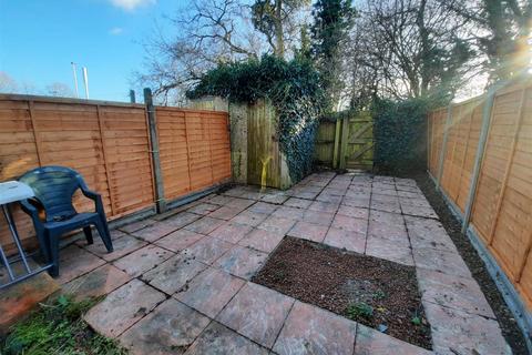 1 bedroom property to rent, Claymore, Grovehill, HP2