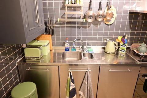 1 bedroom flat to rent, Brunswick Place, Hove