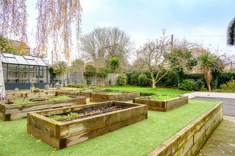 4 bedroom detached house for sale, Whitegate, East Keswick, LS17