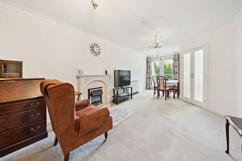 undefined, Castle Court, Blantyre Road, Bothwell, G71