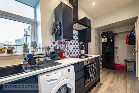 2 bedroom terraced house for sale, Trevelyan Street, Moldgreen, Huddersfield, HD5