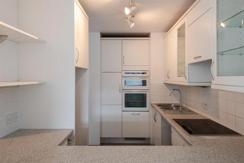 1 bedroom apartment for sale, Defoe House, London EC2Y