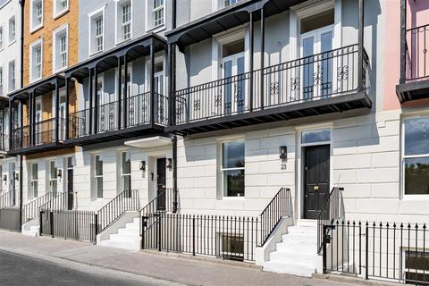 1 bedroom flat to rent, Albion Place, Ramsgate