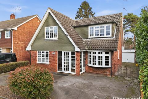 4 bedroom detached house for sale, Cameron Close, Ingatestone, CM4