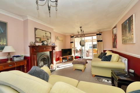 3 bedroom semi-detached house for sale, Queens Drive, Huntingdon, PE29