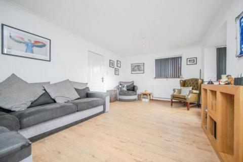 3 bedroom detached house for sale, Benacre Road, Ipswich
