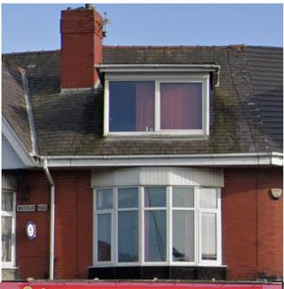 2 bedroom apartment to rent, Waterloo Road, Blackpool