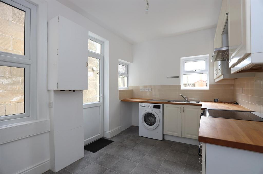 Kitchen1.jpeg