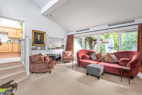 undefined, Church Street, Henley-On-Thames RG9