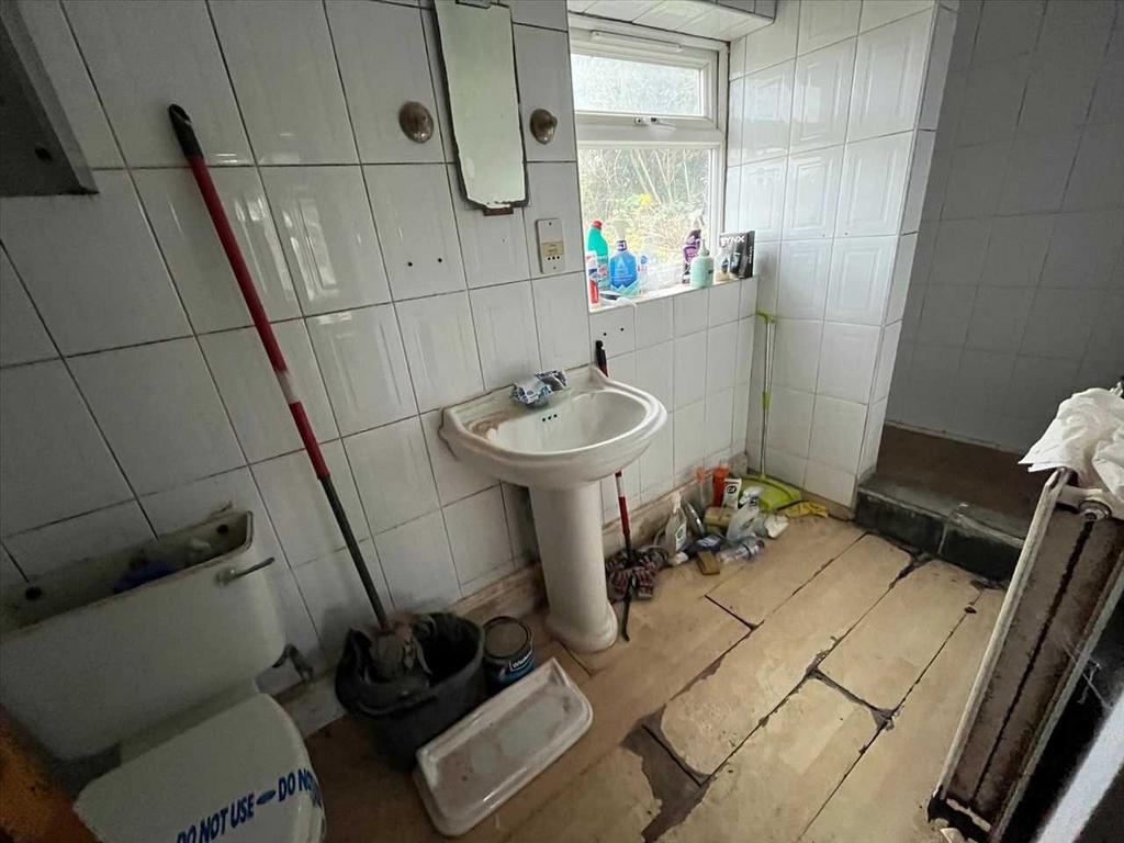 En suite shower room