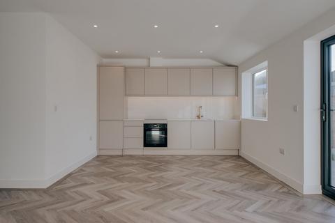 2 bedroom semi-detached bungalow for sale, The Courtway, Watford, WD19