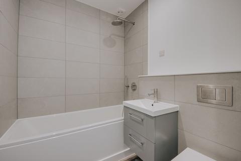 2 bedroom semi-detached bungalow for sale, The Courtway, Watford, WD19