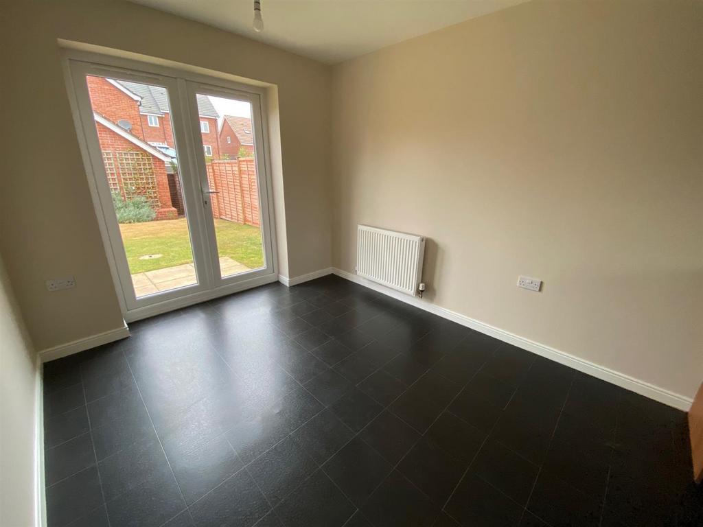 Dining Area.jpg